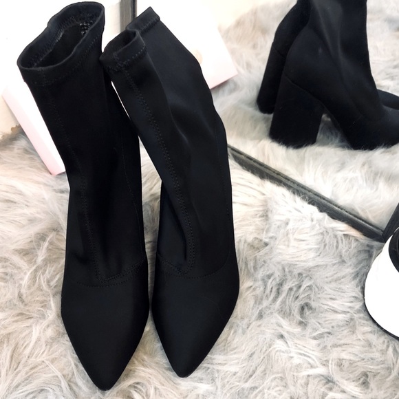 Fashion Nova Sock Block Heel Booties Size 9 - Picture 8 of 11